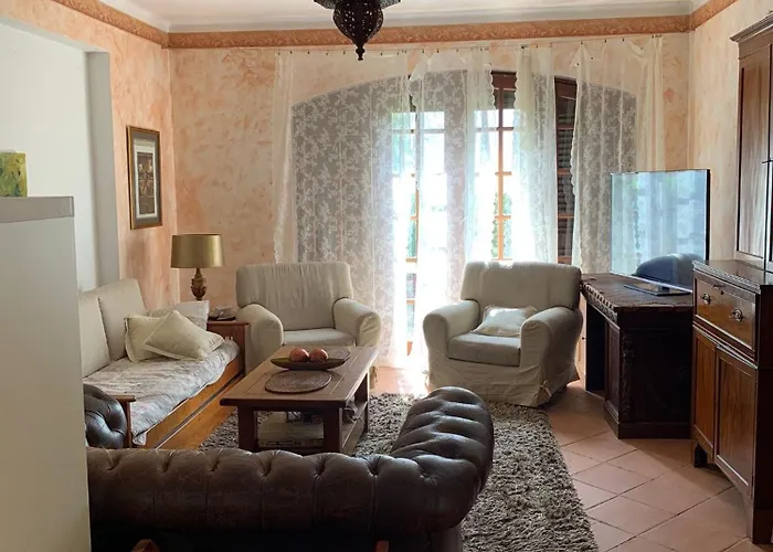 Carolina Villa